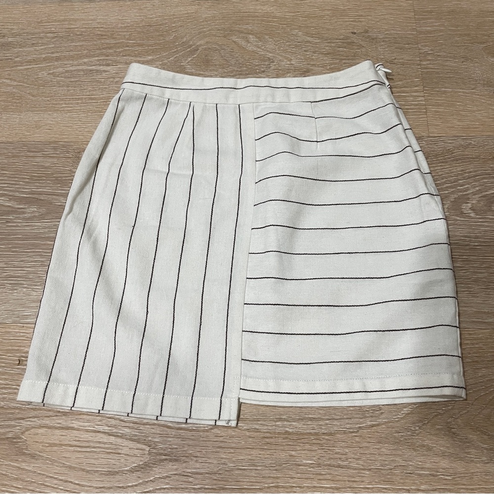 Urban Outfitters Black and White Mini Skirt